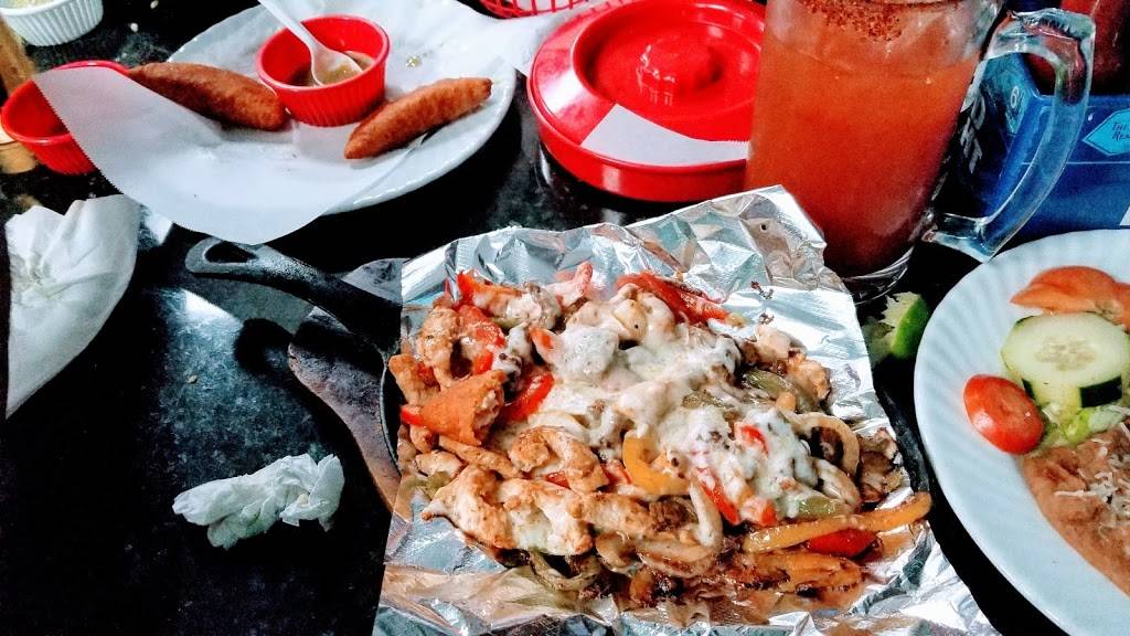 Mariscos El Vuelve | restaurant | 2915 N 43rd Ave, Phoenix, AZ 85031, USA | 6023681001 OR +1 602-368-1001