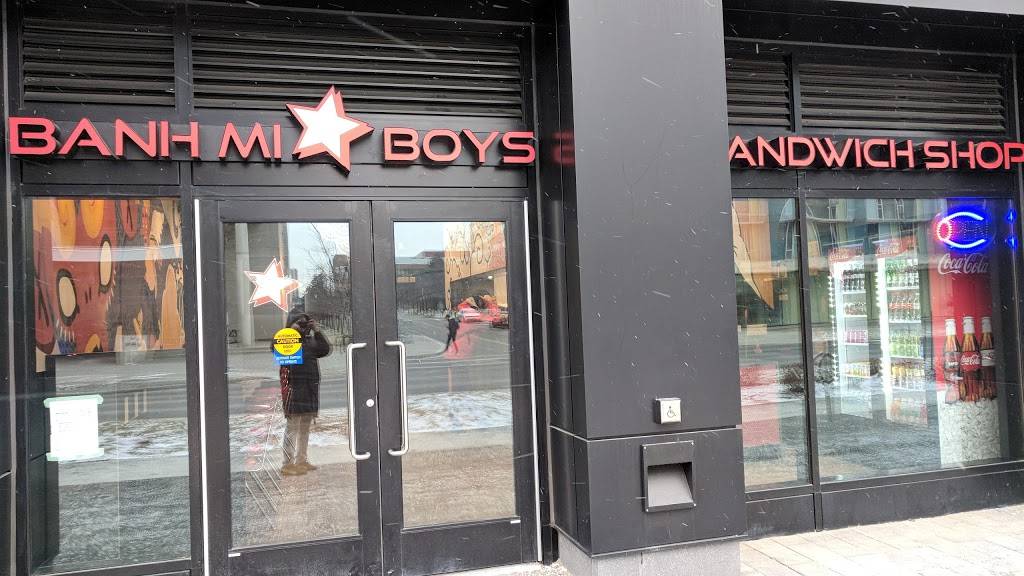 Banh Mi Boys | restaurant | 95 The Pond Road C2 10, North York, ON M3J 2S5, Canada | 6472455508 OR +1 647-245-5508