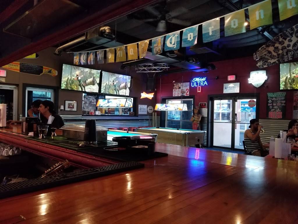 Rockin Cigar Bar & Grill @ Thunderbird | restaurant | 6404 N Mesa St, El Paso, TX 79912, USA | 9157594159 OR +1 915-759-4159