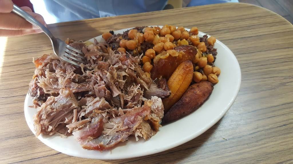 La Lechonera | restaurant | 5601 N Armenia Ave, Tampa, FL 33603, USA | 8138703504 OR +1 813-870-3504