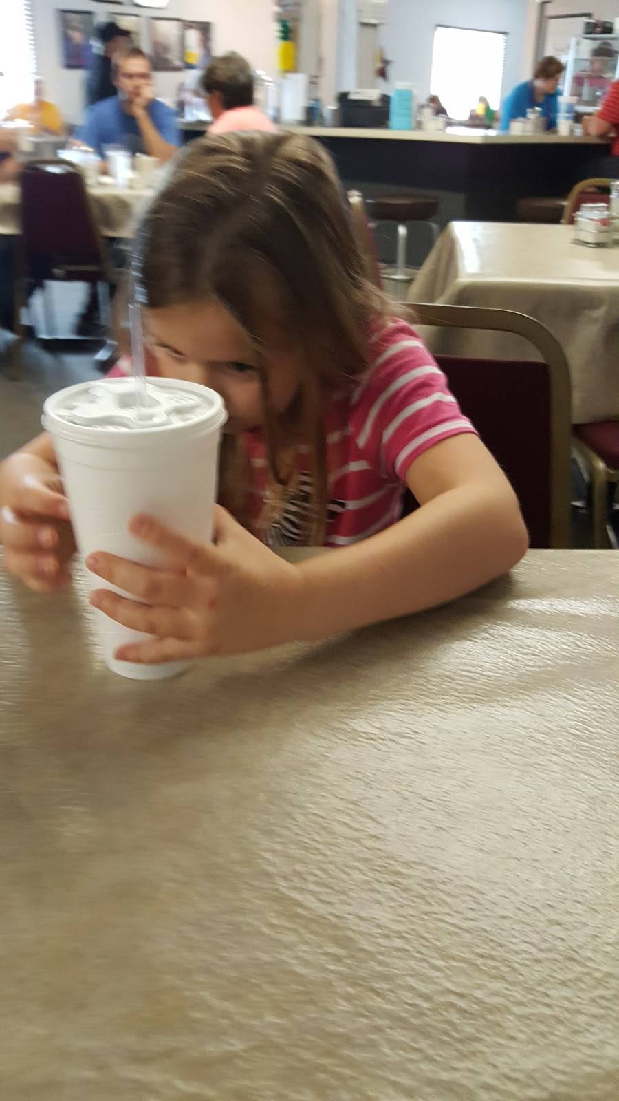 RT 138 Cafe | restaurant | 21224 IL-138, Mt Olive, IL 62069, USA | 2179992115 OR +1 217-999-2115