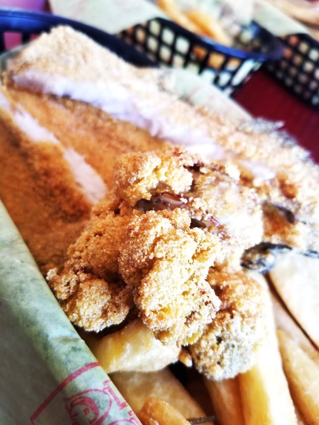 Big Shucks | restaurant | 6232 E Mockingbird Ln, Dallas, TX 75214, USA | 2148876353 OR +1 214-887-6353