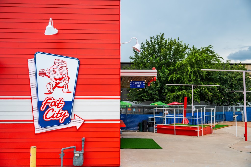 Fat City | restaurant | 6700 Burnet Rd Suite B, Austin, TX 78757, USA | 5125512464 OR +1 512-551-2464