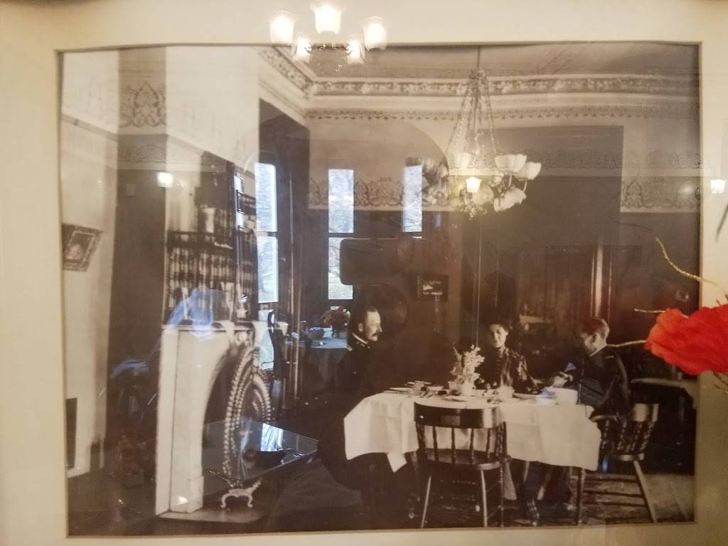 Colonels Cupboard Restaurant | restaurant | 1500 E Michigan St, Indianapolis, IN 46201, USA | 3176935442 OR +1 317-693-5442