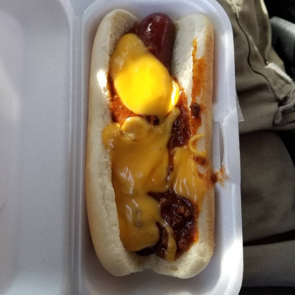 A&W Restaurant | restaurant | 1930 Mentone Blvd, Mentone, CA 92359, USA | 9097941428 OR +1 909-794-1428