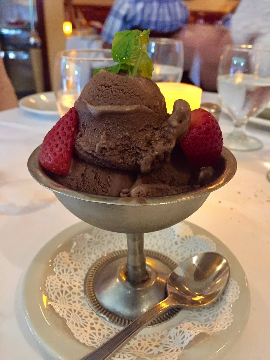 Rosies Bistro Italiano | restaurant | 10 Palmer Ave, Bronxville, NY 10708, USA | 9147932000 OR +1 914-793-2000