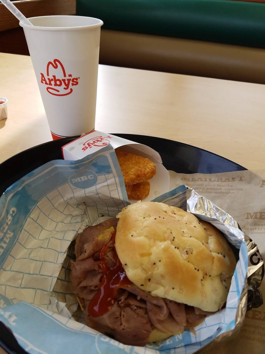 Arbys | restaurant | 12730 Dorsett Rd, Maryland Heights, MO 63043, USA | 3145764200 OR +1 314-576-4200