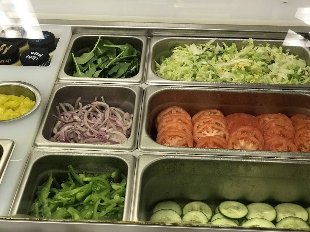 Subway | meal takeaway | 749 Mineral Spring Ave, Pawtucket, RI 02860, USA | 4017257919 OR +1 401-725-7919