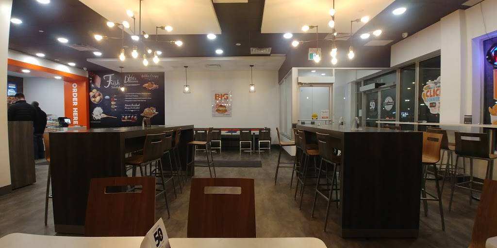 Mary Browns Chicken & Taters | restaurant | Centrum Shopping Centre, 400 Earl Grey Dr B-7, Kanata, ON K2T 1B9, Canada | 6135922132 OR +1 613-592-2132