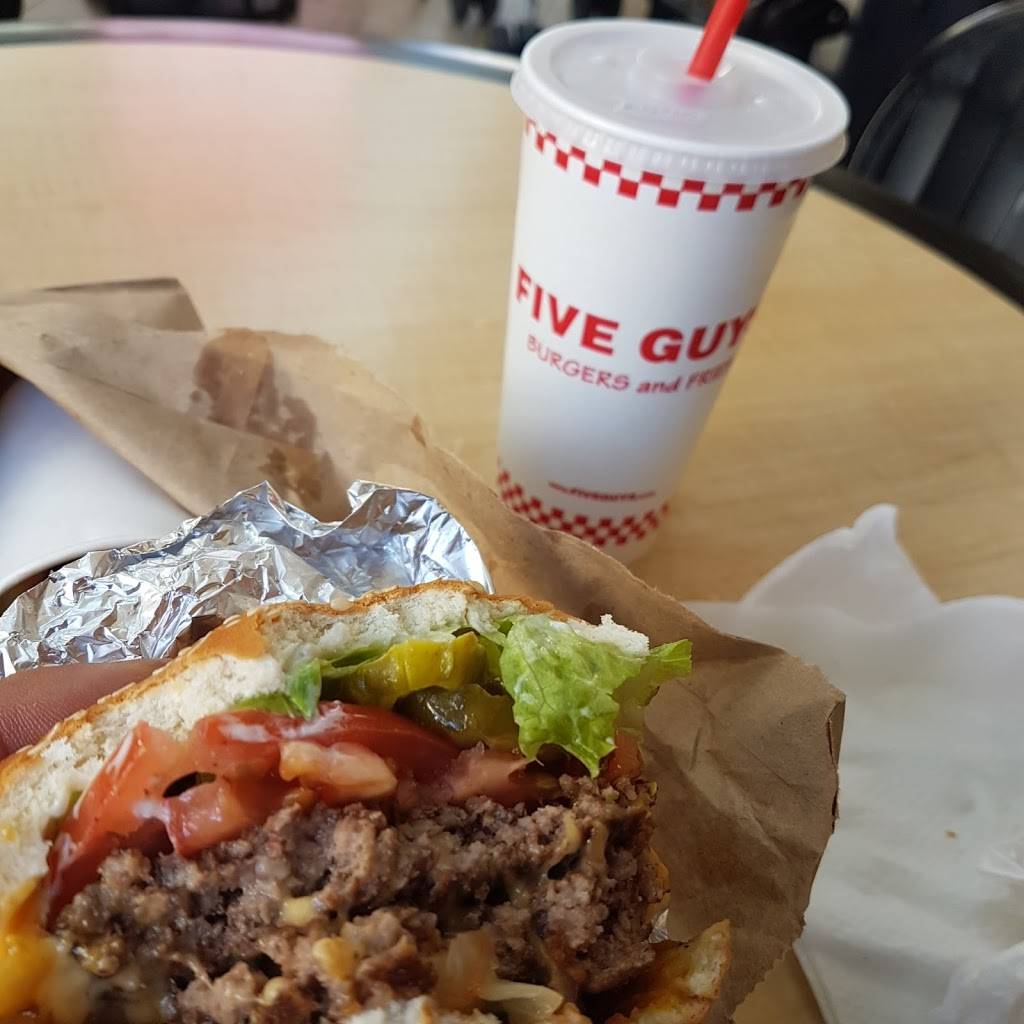 Five Guys | meal takeaway | Premium Outlets Food Court, Orlando, FL 32819, USA | 4073528362 OR +1 407-352-8362