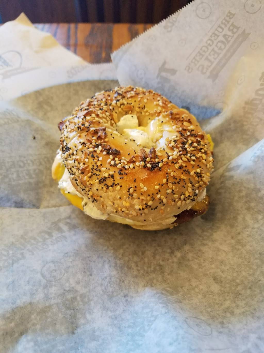 Brueggers Bagels | cafe | 15346 Alton Pkwy, Irvine, CA 92612, USA | 9497880800 OR +1 949-788-0800