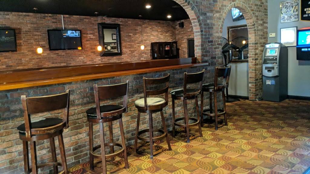 Iron City Tavern | restaurant | 589 W 9th St, San Pedro, CA 90731, USA | 3105474766 OR +1 310-547-4766