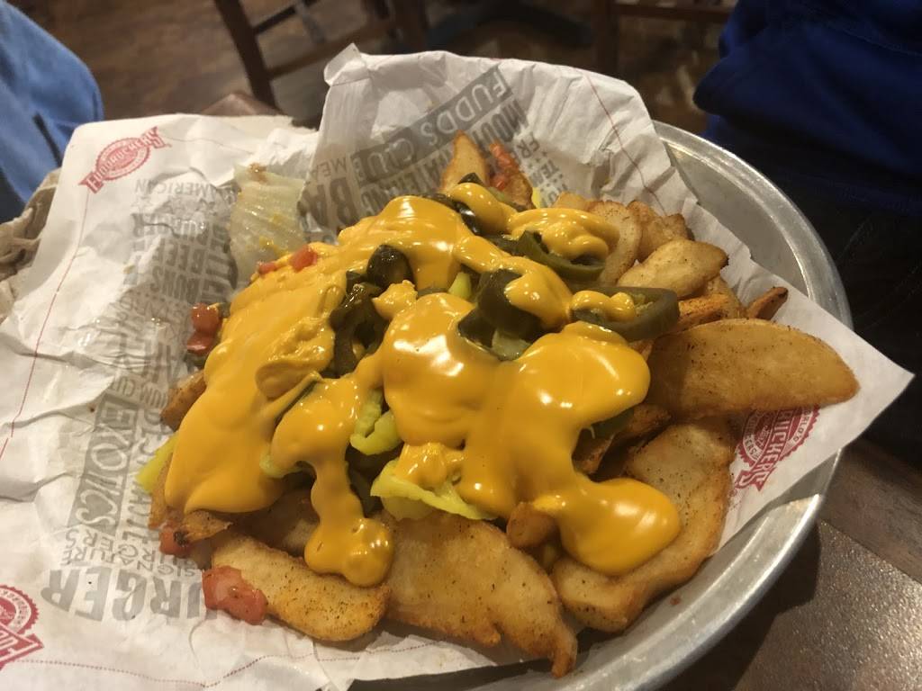 Fuddruckers | restaurant | 4910 Dublin Blvd, Dublin, CA 94568, USA | 9255518052 OR +1 925-551-8052