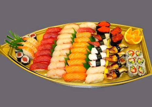 Village Sushi & Grill | restaurant | 14 Corinth St, Roslindale, MA 02131, USA | 6173637874 OR +1 617-363-7874