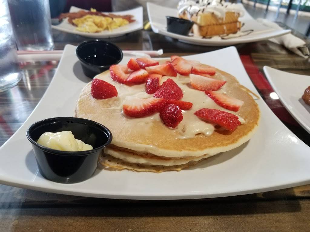 Maggies Cafe | restaurant | 3232 Greyling Dr, San Diego, CA 92123, USA | 8584306755 OR +1 858-430-6755