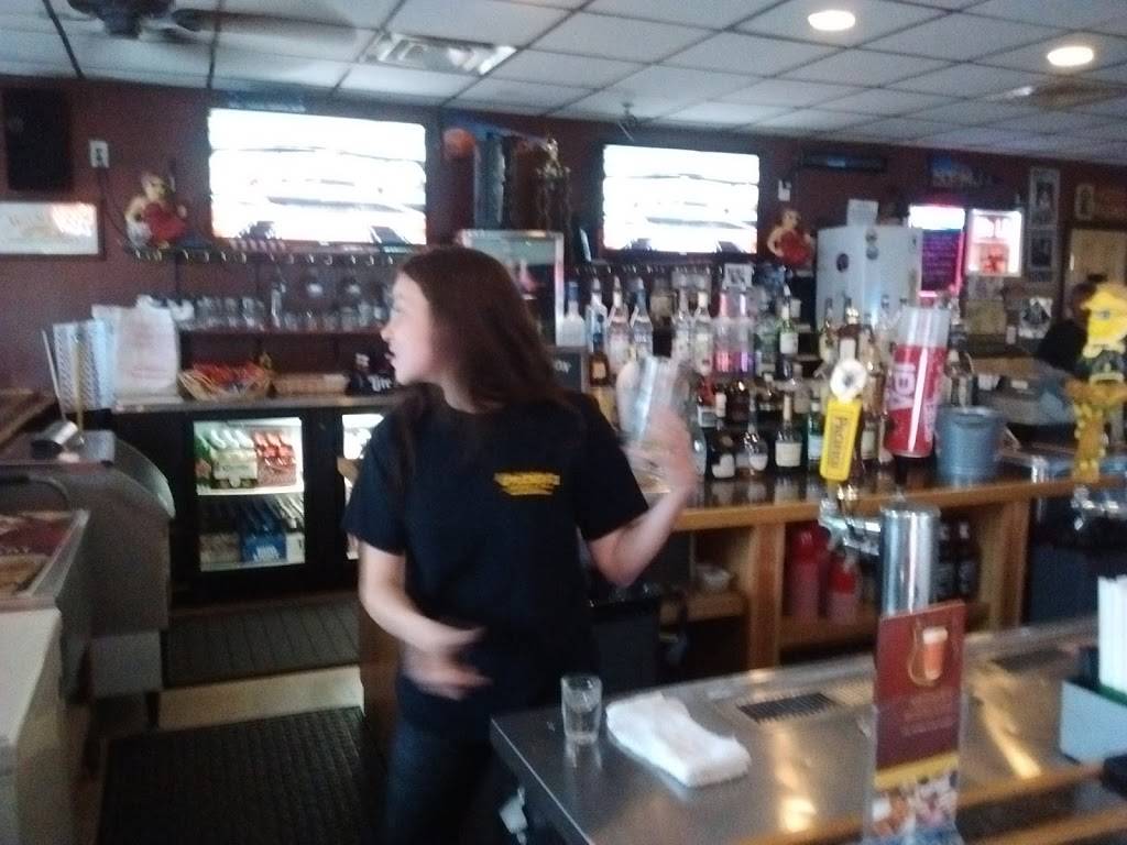 Applejack 2 Sports Bar & Grill | restaurant | 60 Carr Ave, Keansburg, NJ 07734, USA | 7324953010 OR +1 732-495-3010