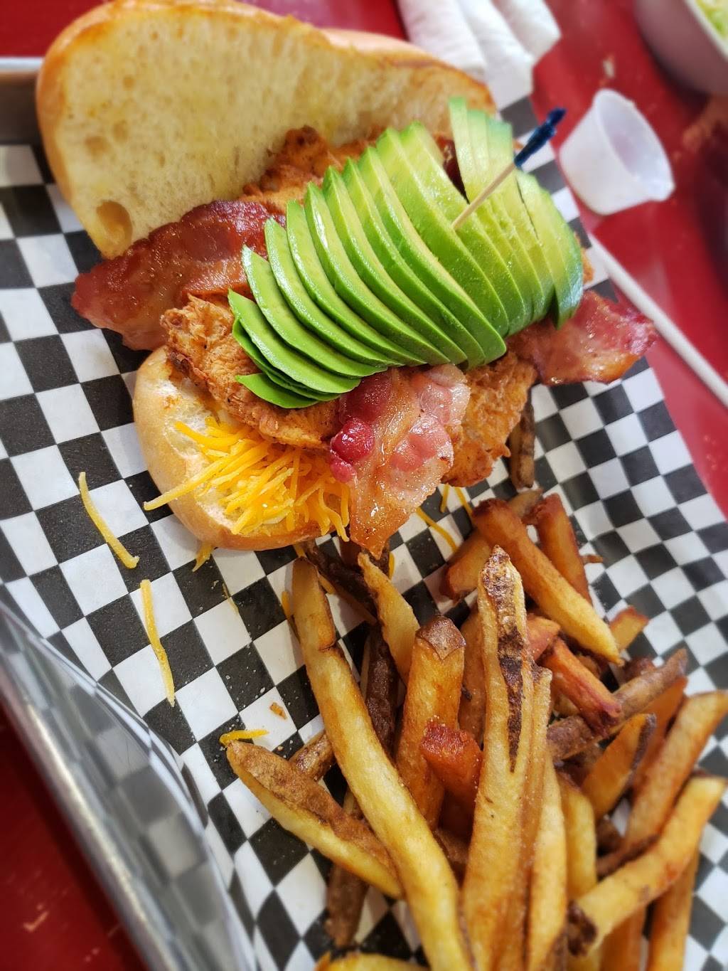 Red Boot Grill | restaurant | 1916 SW Lee Blvd, Lawton, OK 73501, USA | 5807135335 OR +1 580-713-5335