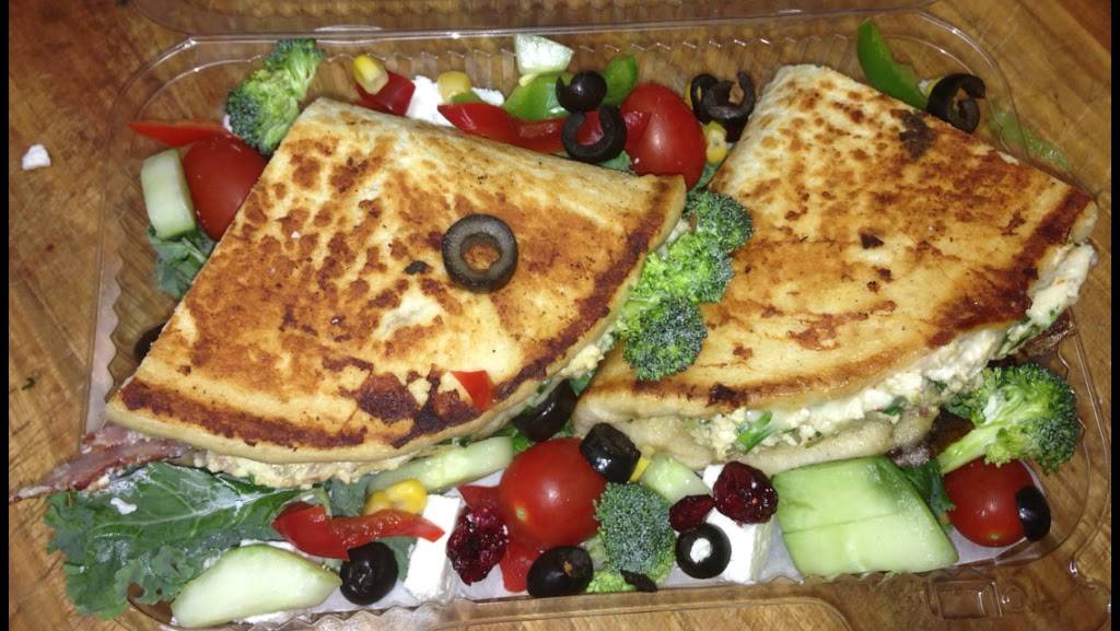 Loho | restaurant | 204 Clinton St, New York, NY 10002, USA | 2126194900 OR +1 212-619-4900