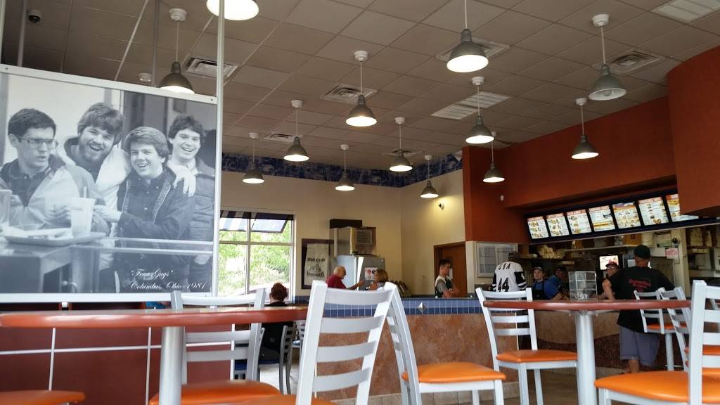 White Castle | restaurant | 3832 E Grand River Ave, Howell, MI 48843, USA | 5175525284 OR +1 517-552-5284