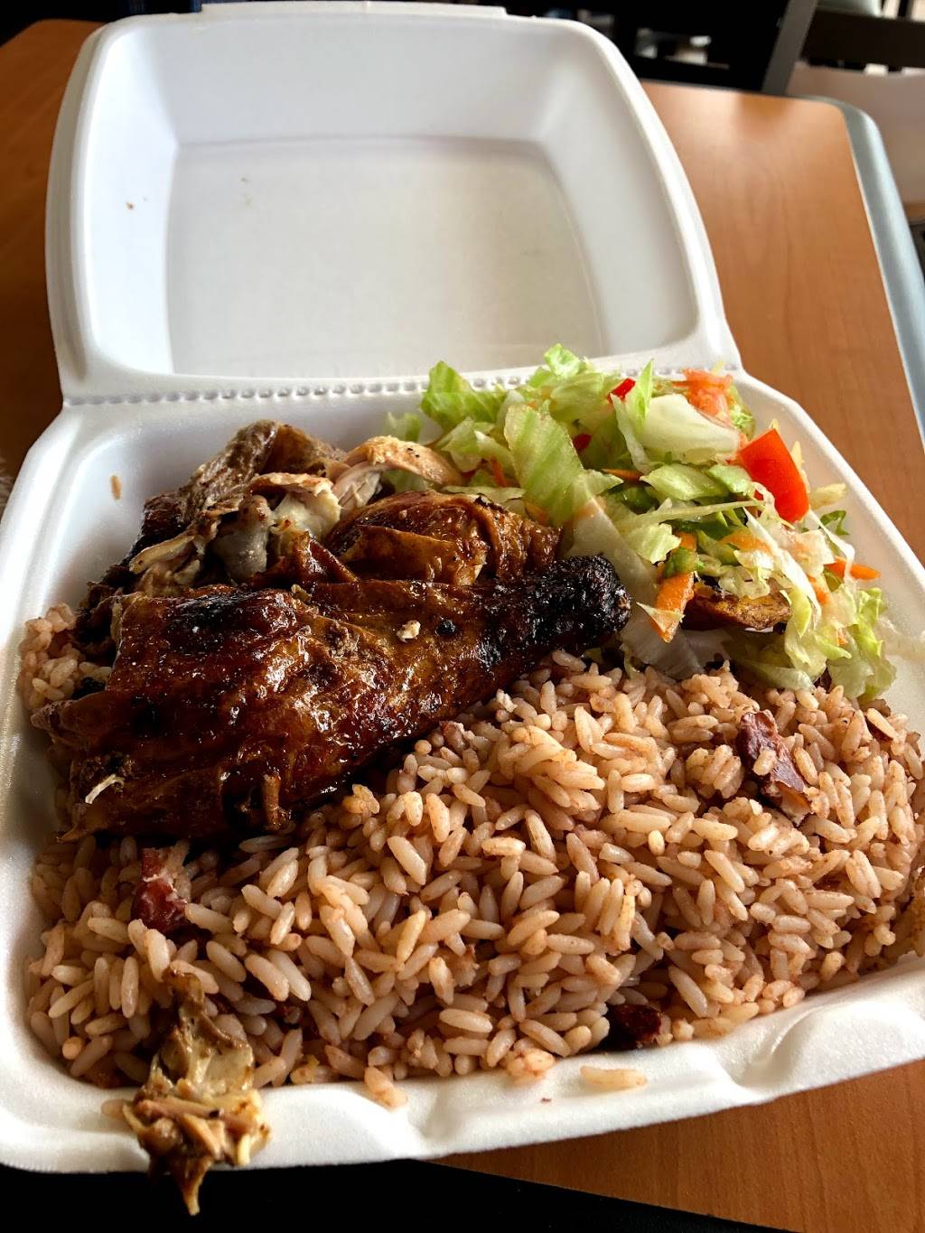 Donna’s Caribbean Restaurant | restaurant | 19851 NW 2nd Ave, Miami Gardens, FL 33169, USA | 7866577114 OR +1 786-657-7114