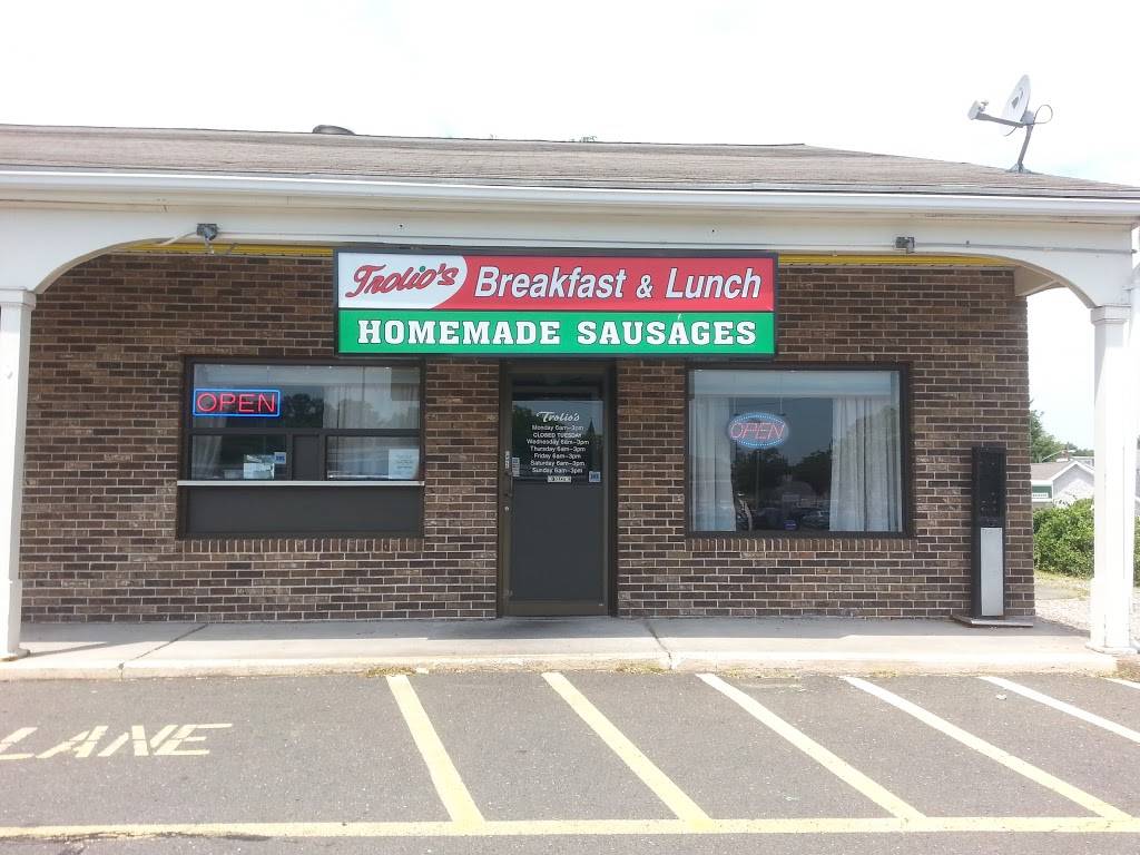 Trolios | restaurant | 439 Main St, Indian Orchard, MA 01151, USA | 4135432363 OR +1 413-543-2363