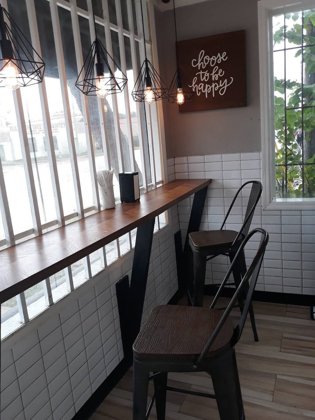 L amitie | restaurant | 1321 W Washington St, Orlando, FL 32805, USA | 4077681700 OR +1 407-768-1700