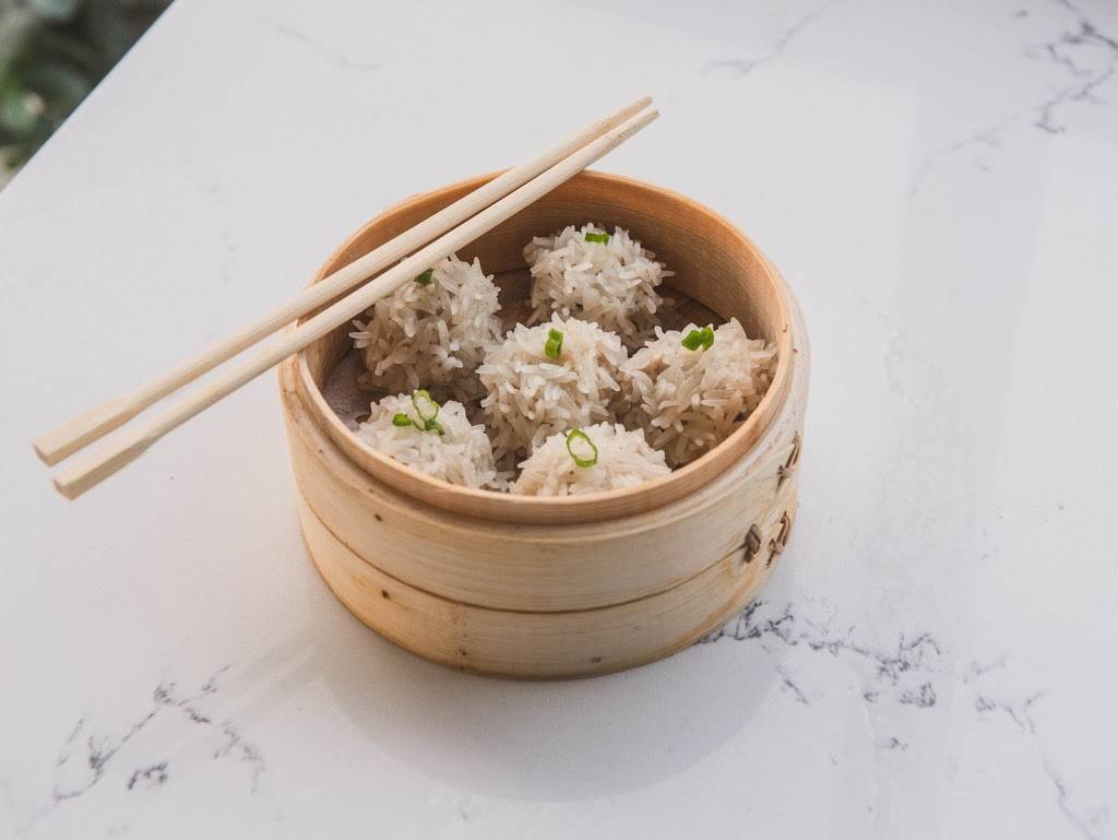 Qi Steam Kitchen | restaurant | 5966 W Olympic Blvd, Los Angeles, CA 90036, USA | 3238799313 OR +1 323-879-9313