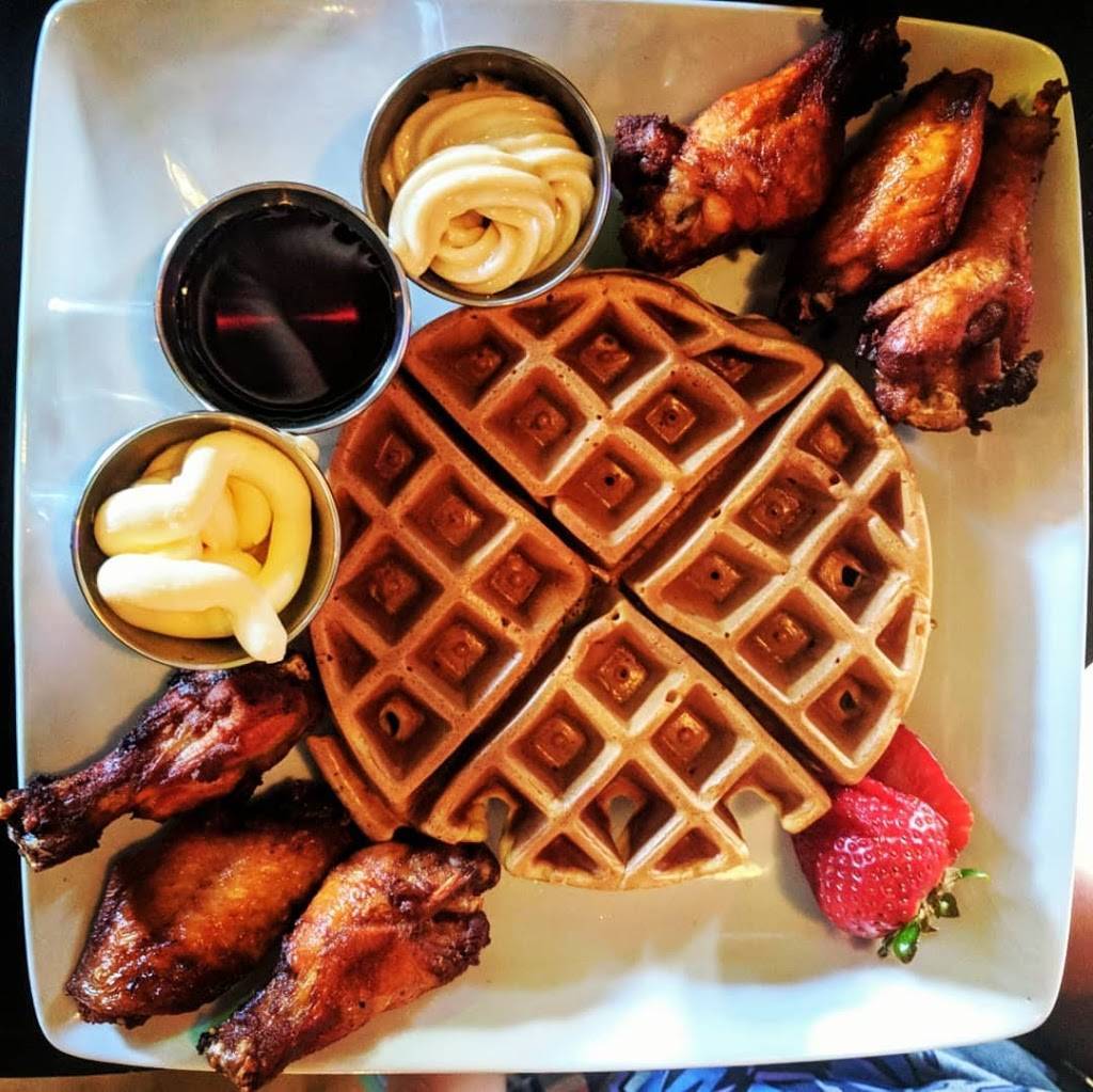 Twisted Pig Ale & Smokehouse | restaurant | 2021, 722 Mt Vernon Ave, Portsmouth, VA 23707, USA | 7573997557 OR +1 757-399-7557