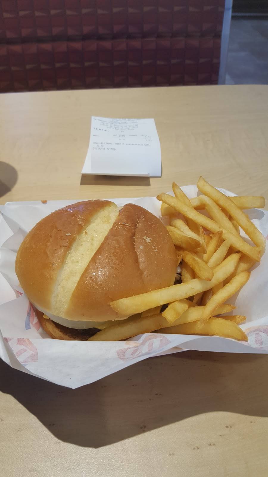 Dairy Queen Grill & Chill | restaurant | 110 Robert Snead Pky, Sneads Ferry, NC 28460, USA | 9103270404 OR +1 910-327-0404