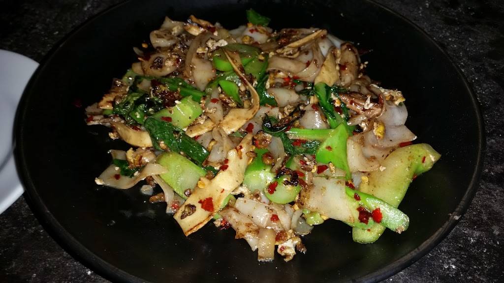 Glai Baan | restaurant | 2333 E Osborn Rd, Phoenix, AZ 85016, USA | 6025955881 OR +1 602-595-5881