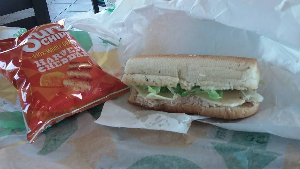 Subway | meal takeaway | 2523 N Main St Suite #100, Las Cruces, NM 88001, USA | 5755250930 OR +1 575-525-0930