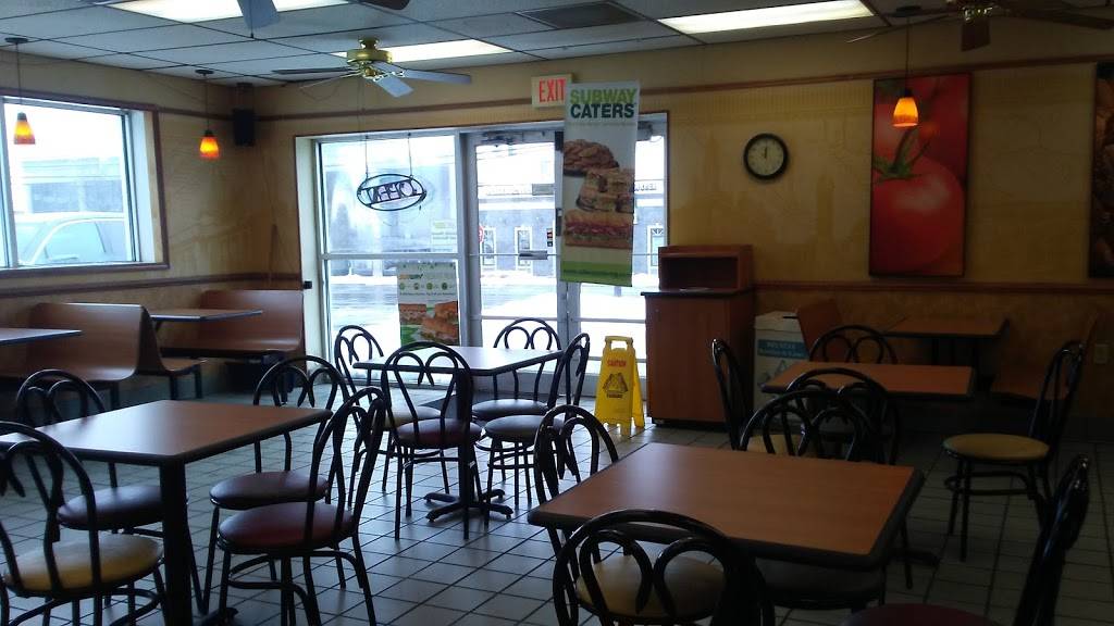 Subway | restaurant | 2500 James St, Syracuse, NY 13206, USA | 3154632222 OR +1 315-463-2222