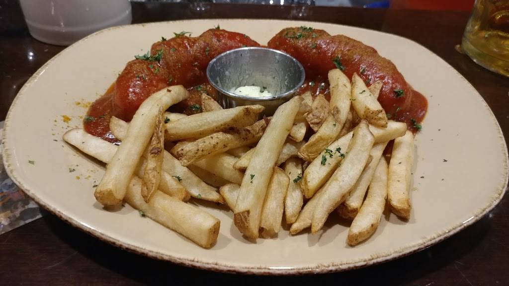 Old Castle Restaurant | restaurant | 3830 Sun City Center Blvd #107, Ruskin, FL 33573, USA | 8136333331 OR +1 813-633-3331