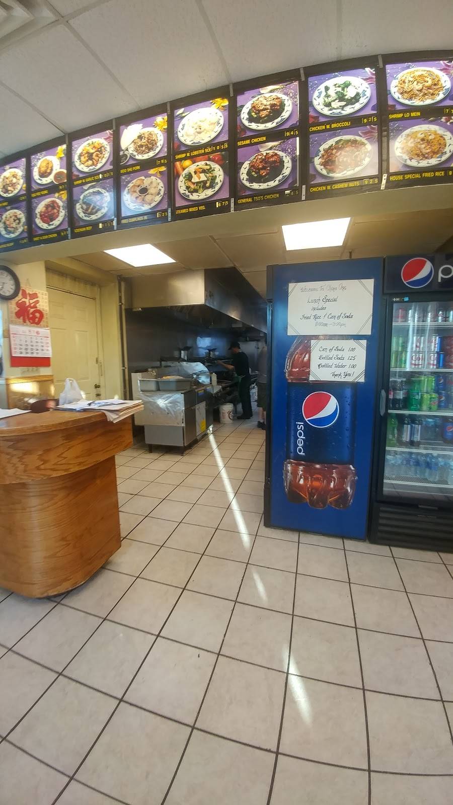 China One | restaurant | 419 E Wisconsin Ave, Oconomowoc, WI 53066, USA | 2625609999 OR +1 262-560-9999