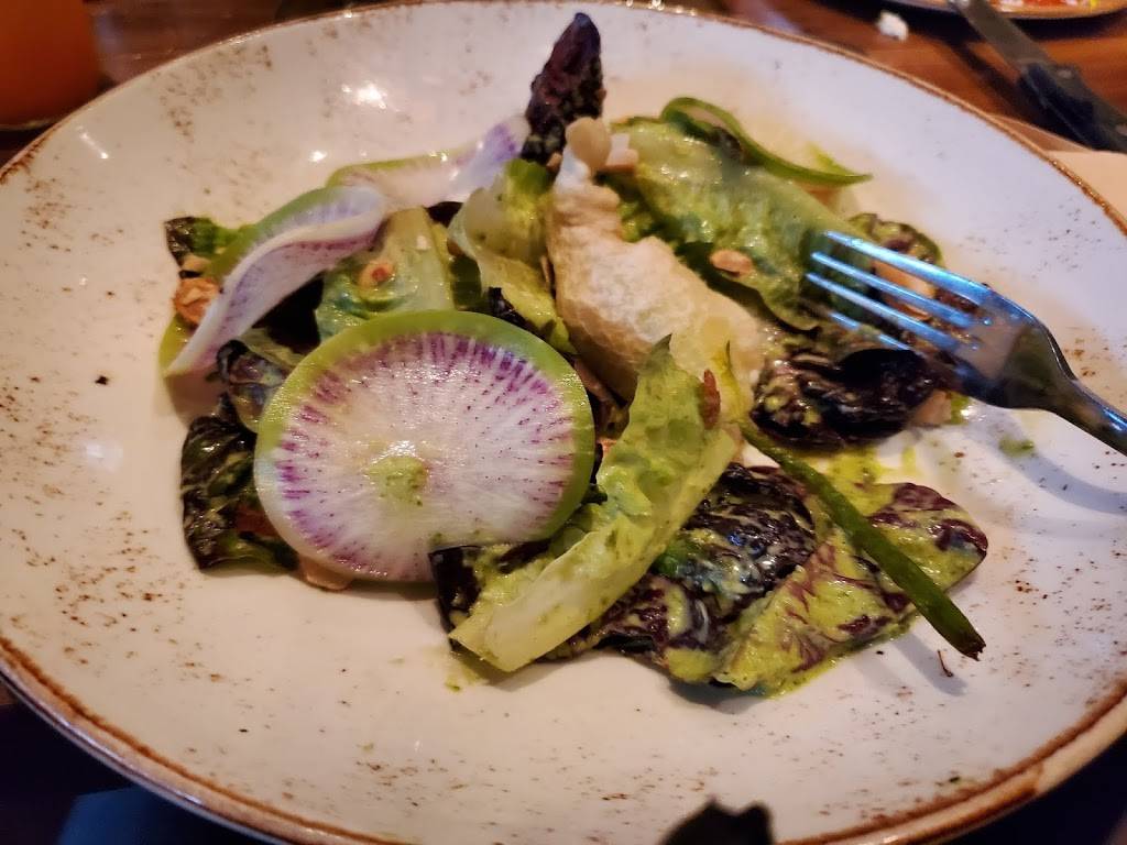 Lazy Dog Restaurant & Bar | restaurant | 172 W Hillcrest Dr, Thousand Oaks, CA 91360, USA | 8054495206 OR +1 805-449-5206