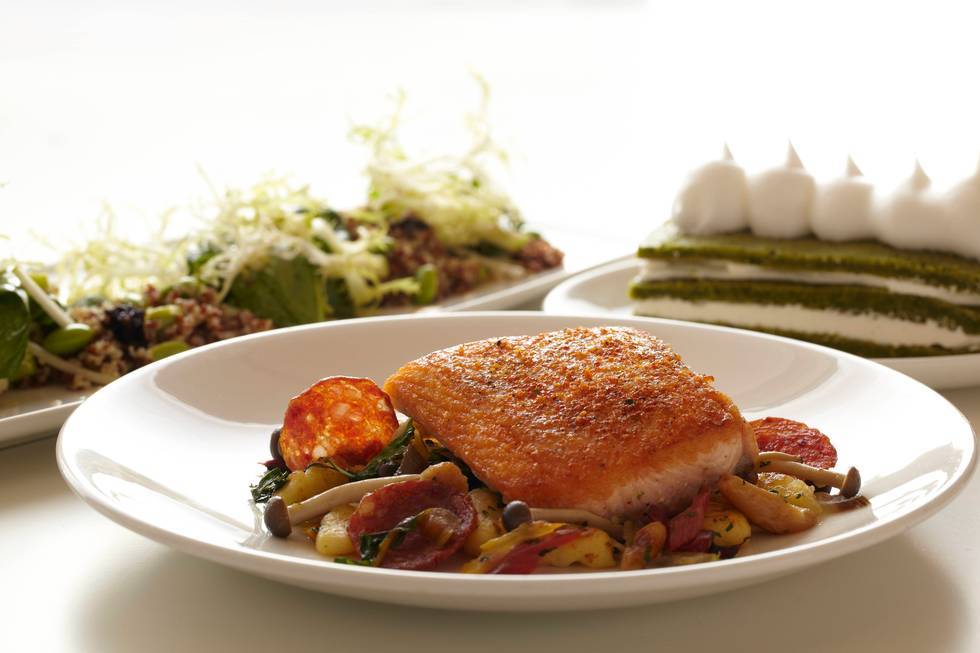 Roys Restaurant | restaurant | 71959 CA-111, Rancho Mirage, CA 92270, USA | 7603409044 OR +1 760-340-9044