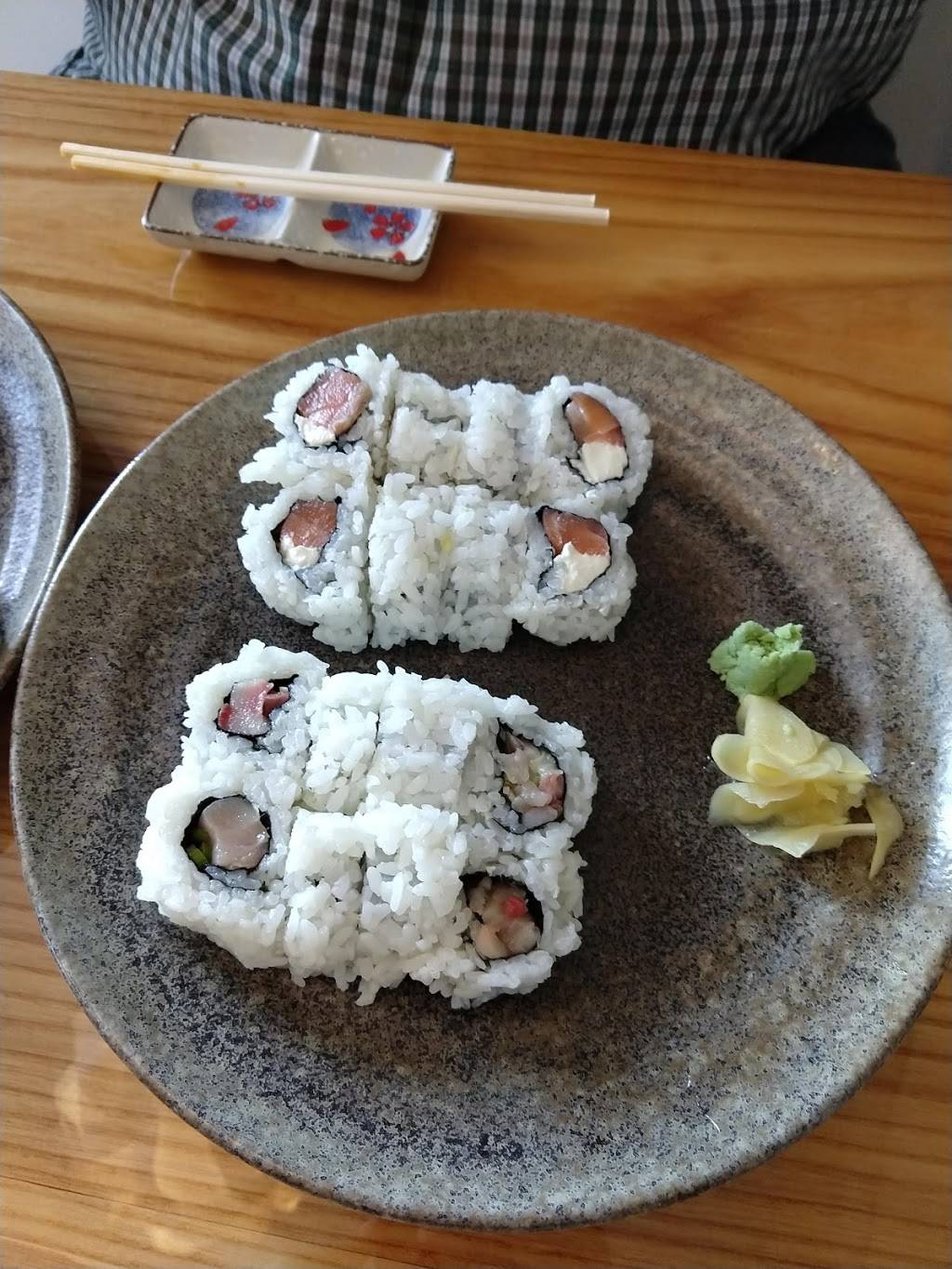 Jin sushi and ramen | restaurant | 15 Pepperell Square, Saco, ME 04072, USA | 2072845454 OR +1 207-284-5454