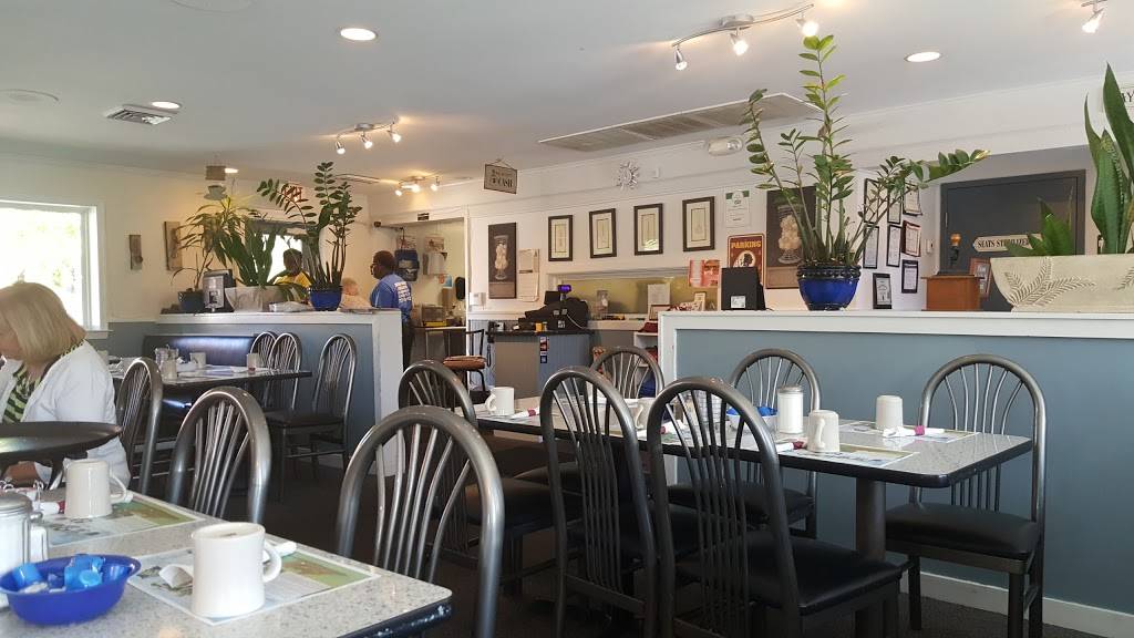 Southern Pancake & Waffle House | bakery | 1605 Richmond Rd, Williamsburg, VA 23185, USA | 7572205542 OR +1 757-220-5542