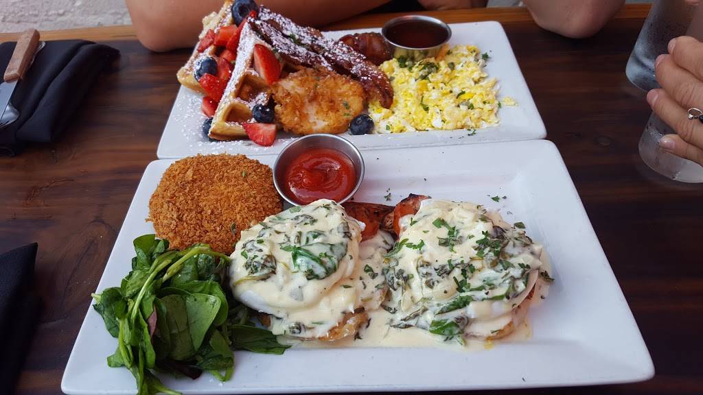 Seven Bar & Kitchen | restaurant | 224 Helena Ave, Santa Barbara, CA 93101, USA | 8058450377 OR +1 805-845-0377