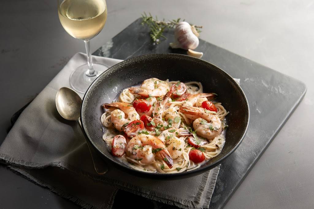 Romanos Macaroni Grill | restaurant | 7650 N Blackstone Ave, Fresno, CA 93720, USA | 5594366690 OR +1 559-436-6690