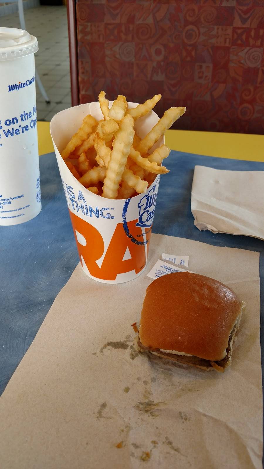 White Castle | restaurant | 30105 Plymouth Rd, Livonia, MI 48150, USA | 7344222730 OR +1 734-422-2730