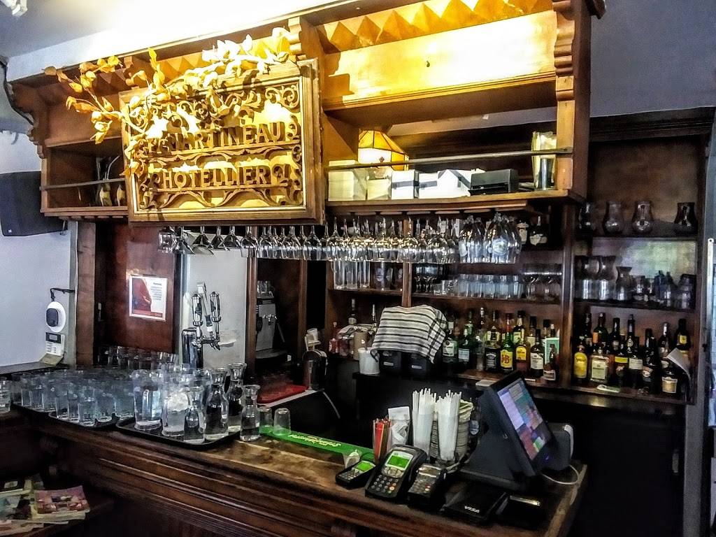 The Beacher Cafe | restaurant | 2162 Queen St E, Toronto, ON M4E 1G7, Canada | 4166993874 OR +1 416-699-3874