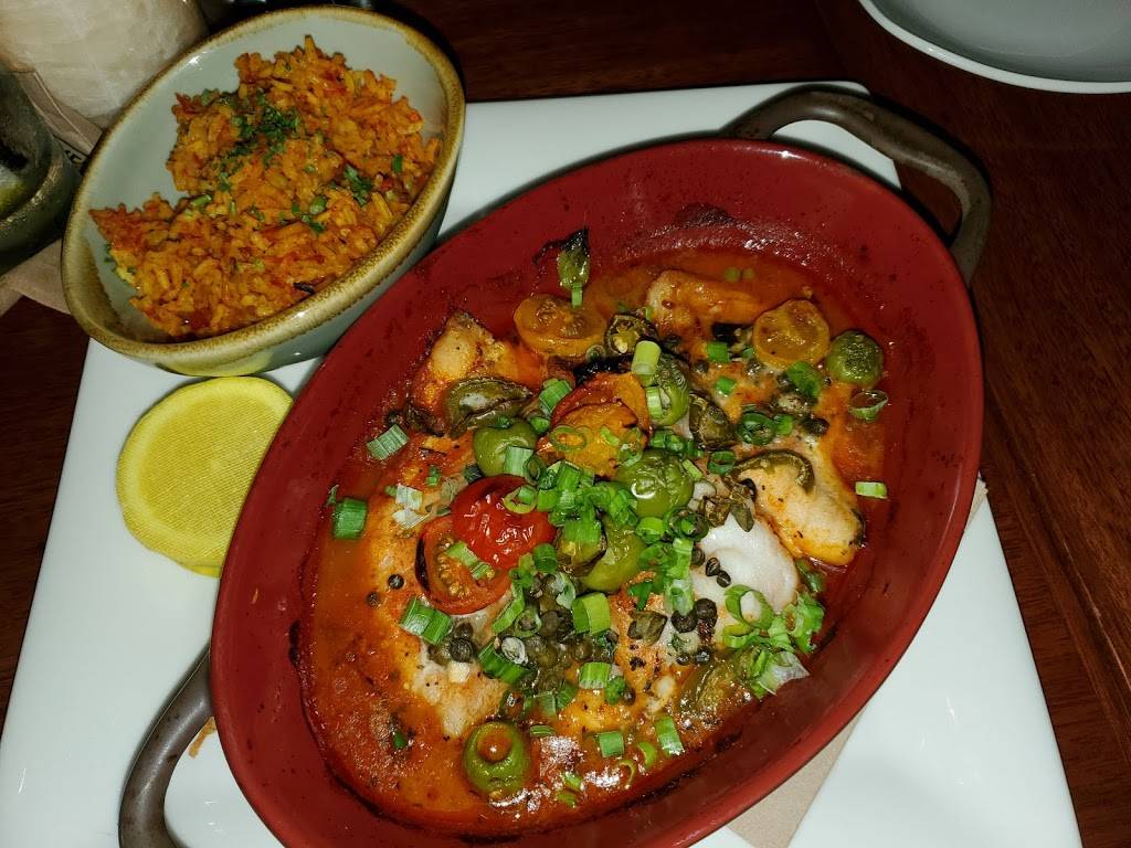 Tavern House Kitchen + Bar | restaurant | 333 Bayside Dr, Newport Beach, CA 92660, USA | 9496738464 OR +1 949-673-8464