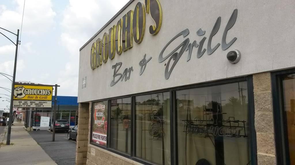 Grouchos Bar & Grill | restaurant | 8355 S Pulaski Rd, Chicago, IL 60652, USA | 7737674838 OR +1 773-767-4838