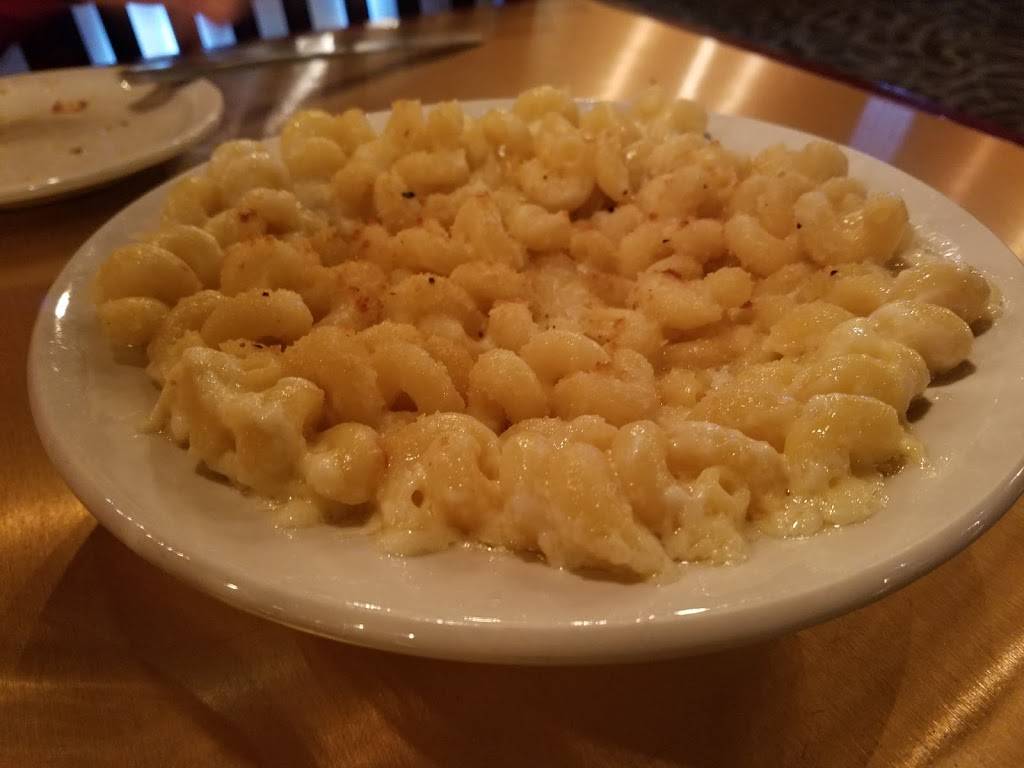 Sophies Steakhouse & Bar | restaurant | 272 Broadway St, South Haven, MI 49090, USA | 2696372121 OR +1 269-637-2121