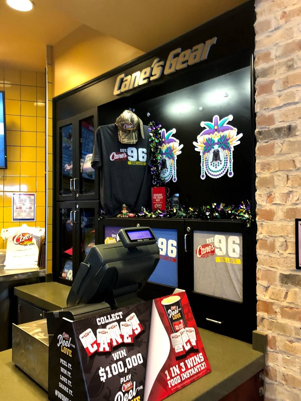 Raising Canes Chicken Fingers | meal takeaway | 7501 W 135th St, Overland Park, KS 66223, USA | 9132390449 OR +1 913-239-0449