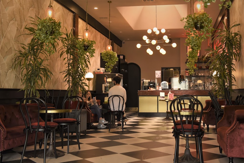 Bohemia Tea & Coffee | cafe | 7525 Sunset Blvd, Los Angeles, CA 90046, USA | 3236728662 OR +1 323-672-8662