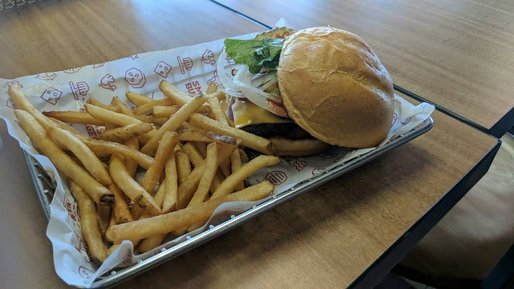 Smashburger | restaurant | 3604 Austin Bluffs Pkwy, Colorado Springs, CO 80918, USA | 7192661004 OR +1 719-266-1004