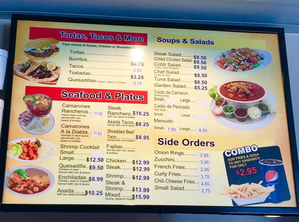 Chelos Burgers #3 | restaurant | Golf Center Pkwy, Indio, CA 92201, USA | 7603427559 OR +1 760-342-7559