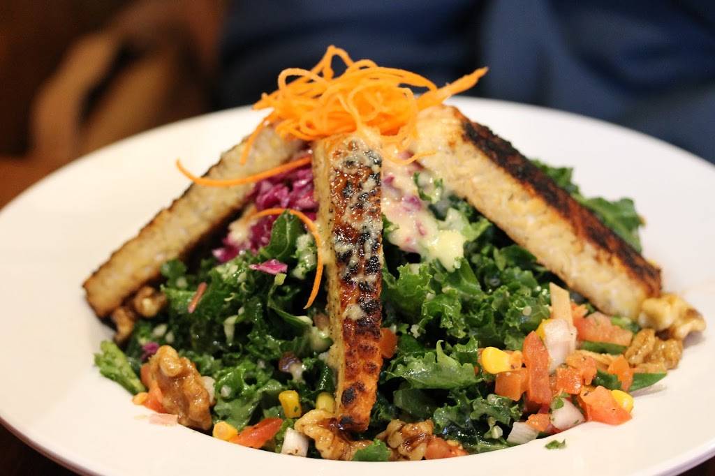 Veggie Grill | restaurant | Santana Row, 3055 Olin Ave #1030, San Jose, CA 95128, USA | 4082966473 OR +1 408-296-6473